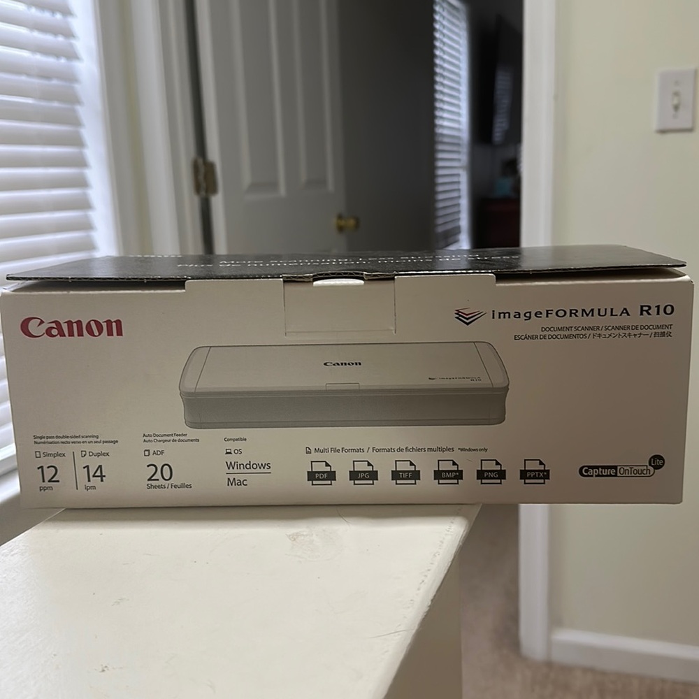 Canon Image Formula R10 Document Scanner - Picture 1 of 4